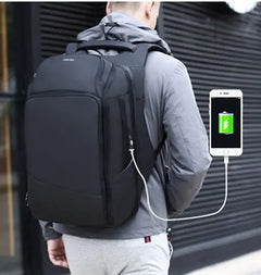 Men's Adventure Daypack